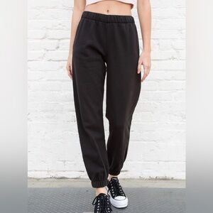 Brandy Melville Rosa Sweatpants Black